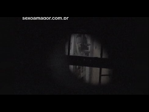 ❤️ Блондинку тайно снимает на видео соседский вуайерист, спрятанный за полыми кирпичами ❤️❌ Анал на нашем сайте masseffect1.ru